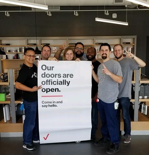 Verizon officially opens in Valley Ranch