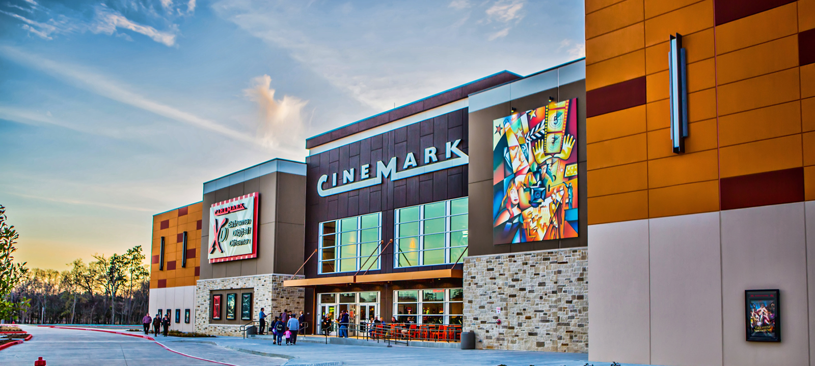 Cinemark Valley Ranch Town Center